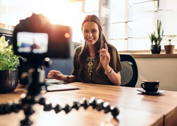 Hướng dẫn cách làm Youtube kiếm tiền cho người mới